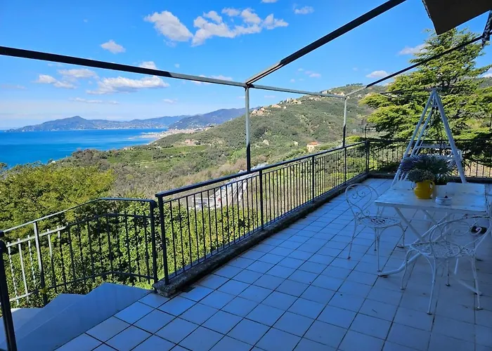 A Refuge In The Infinite Sea Apartment Cavi di Lavagna