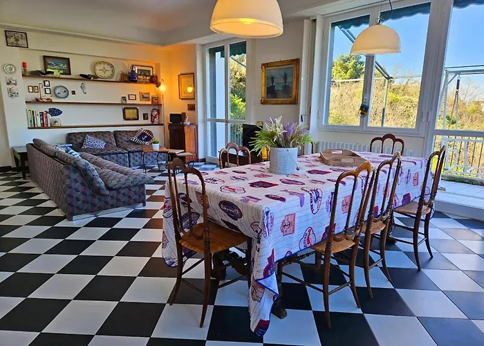 Appartement A Refuge In The Infinite Sea